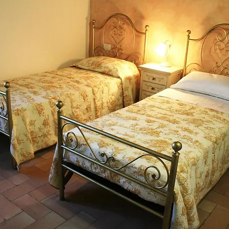Agriturismo Fara Affittacamere *
